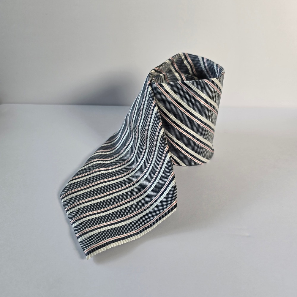 Ermenegildo Zegna Striped 100%‎ Silk Elegant Necktie Business Career